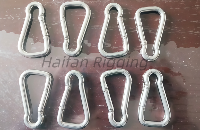 Oblique Angle Snap Hook Oblique Angle Snap Hook