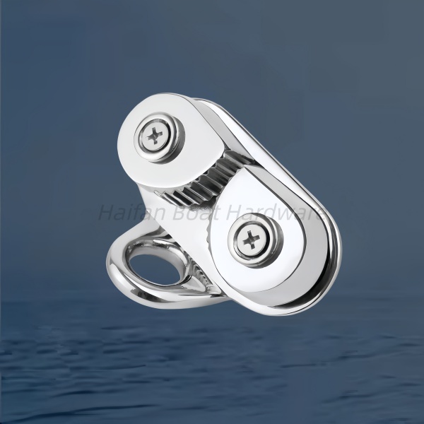 Cam Cleat Equipped with Integrated Wire Leading Ring 